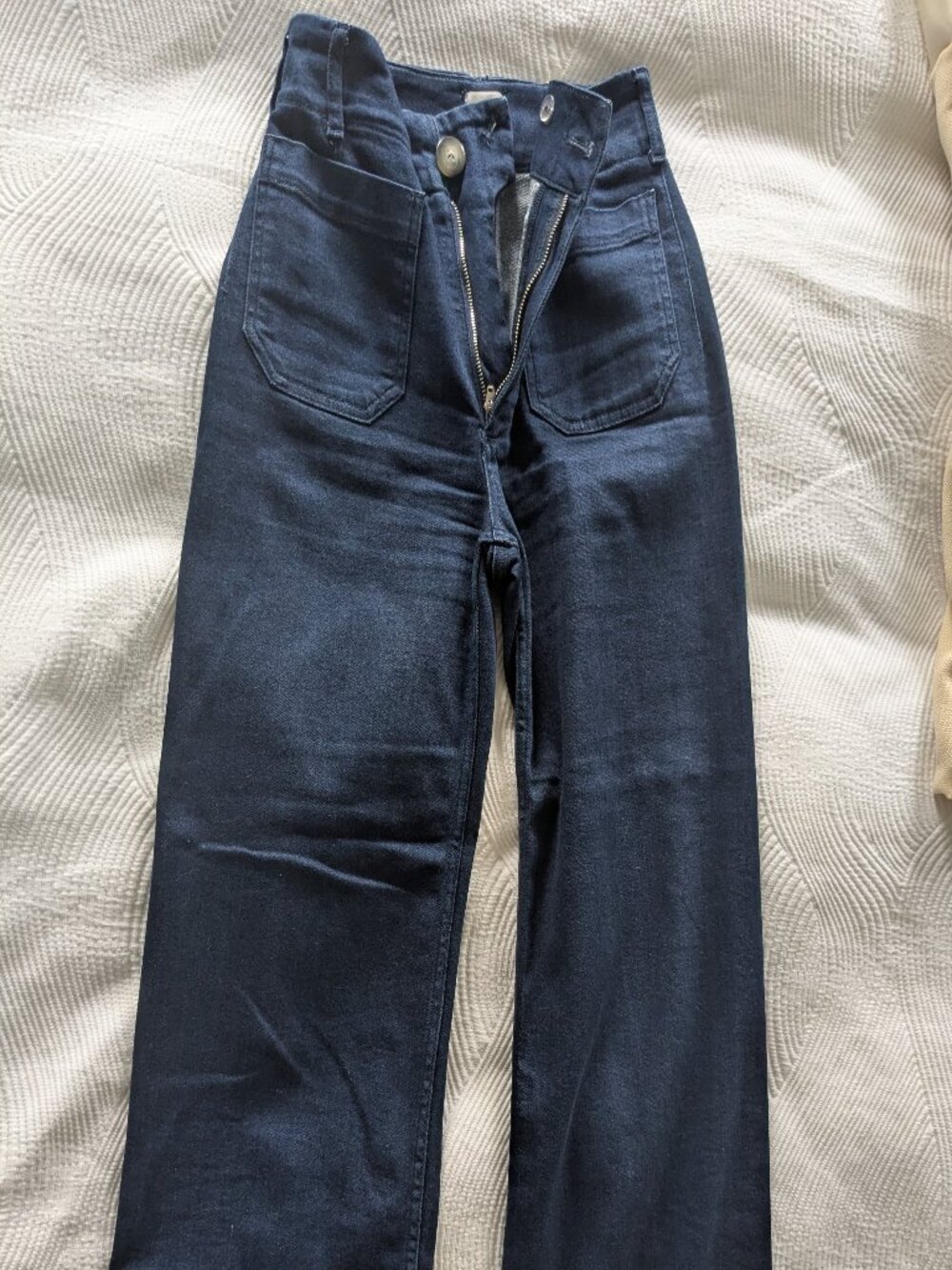 Maeve Wide‑Leg Jeans – Dark Wash – Size 25